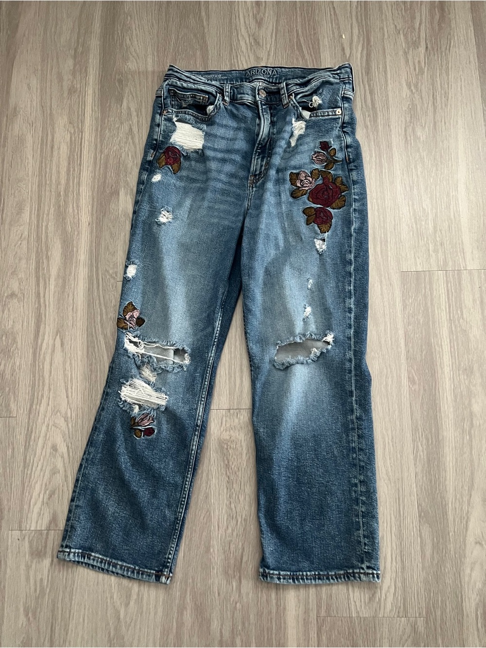 Arizona Jean Co. Size 13 Highest Rise Vintage Straight Floral Embroidered Jeans